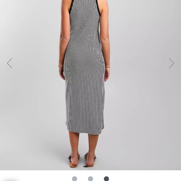 Woman’s Buckle brand fitted knit dress 👗 size small - Picture 3 of 8